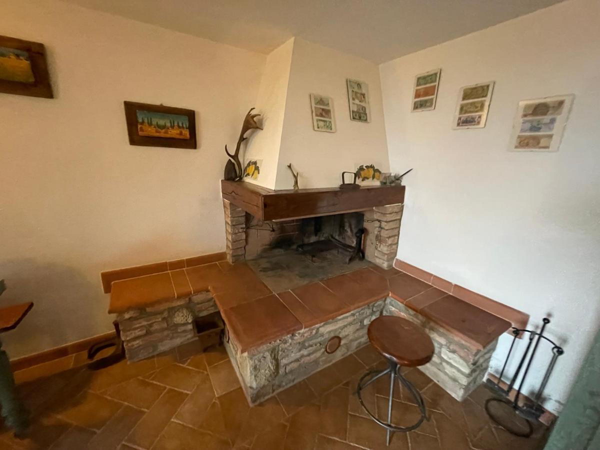 Apartament Il Rifugio Nelle Crete Vescona Zewnętrze zdjęcie